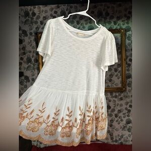 Altar'd State White Top with Orange Floral Embroidery